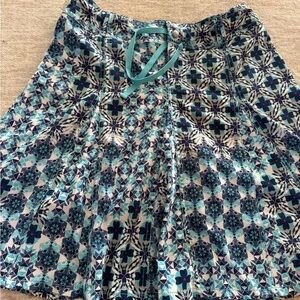 Athleta turquoisey patterned skort